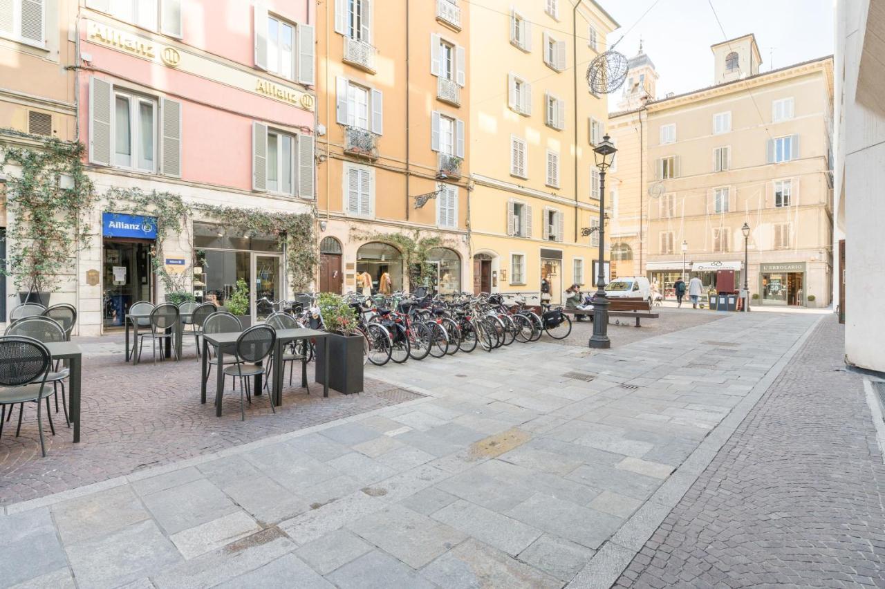 Raffinato Apt Vicino A Piazza Garibaldi X5 Parme Extérieur photo