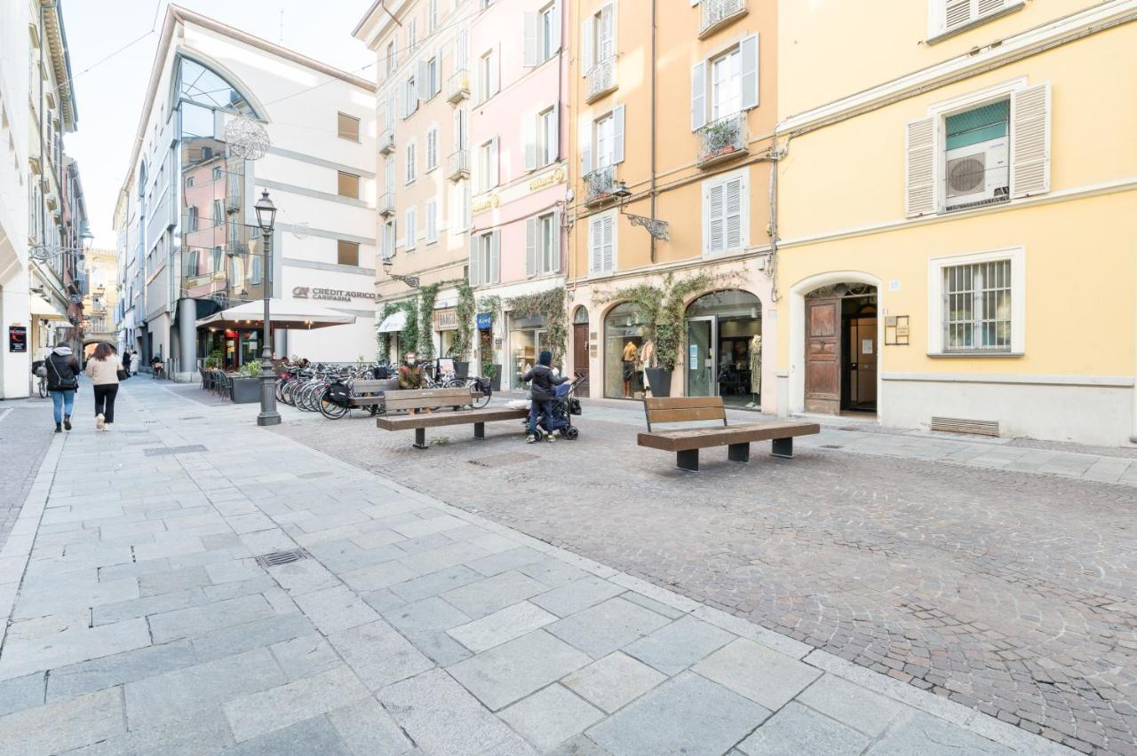 Raffinato Apt Vicino A Piazza Garibaldi X5 Parme Extérieur photo